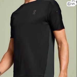 On Running Jet Black Performance Tee